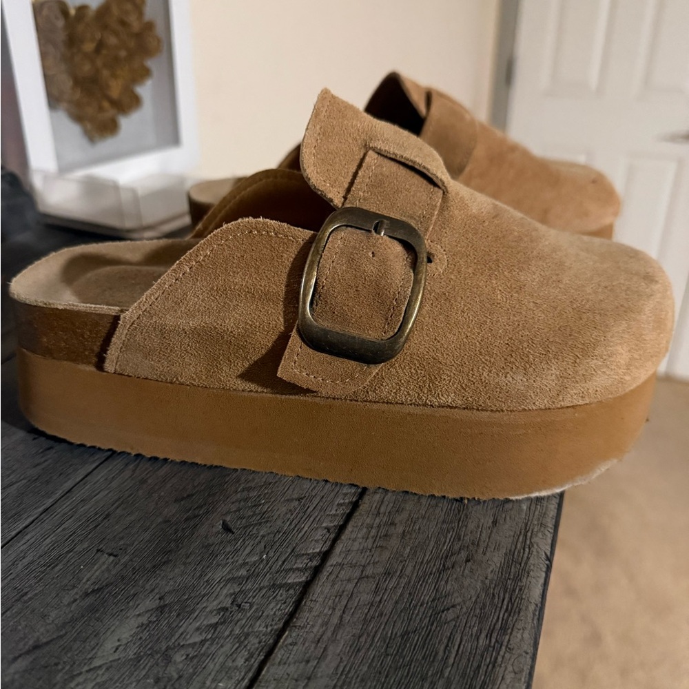 Suede Platform Clog Mules in Tan